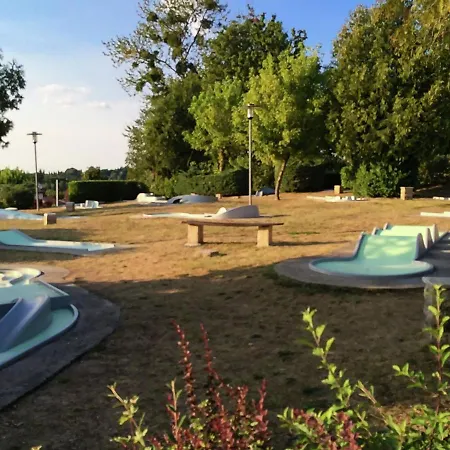 Quaint Holiday In écuras With Garden